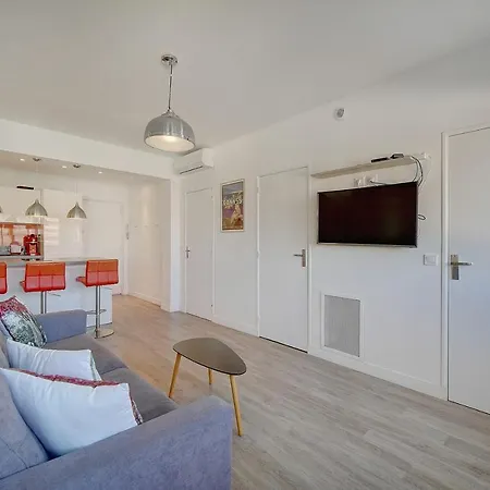 3 Pieces Croisette Martinez A2b224 * Cannes